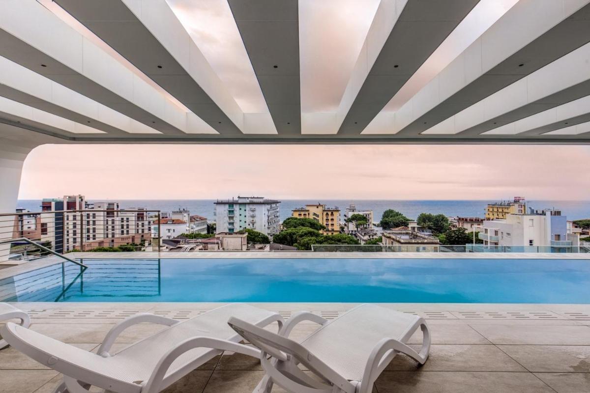 Sunrise Palace Lido di Jesolo Exterior photo